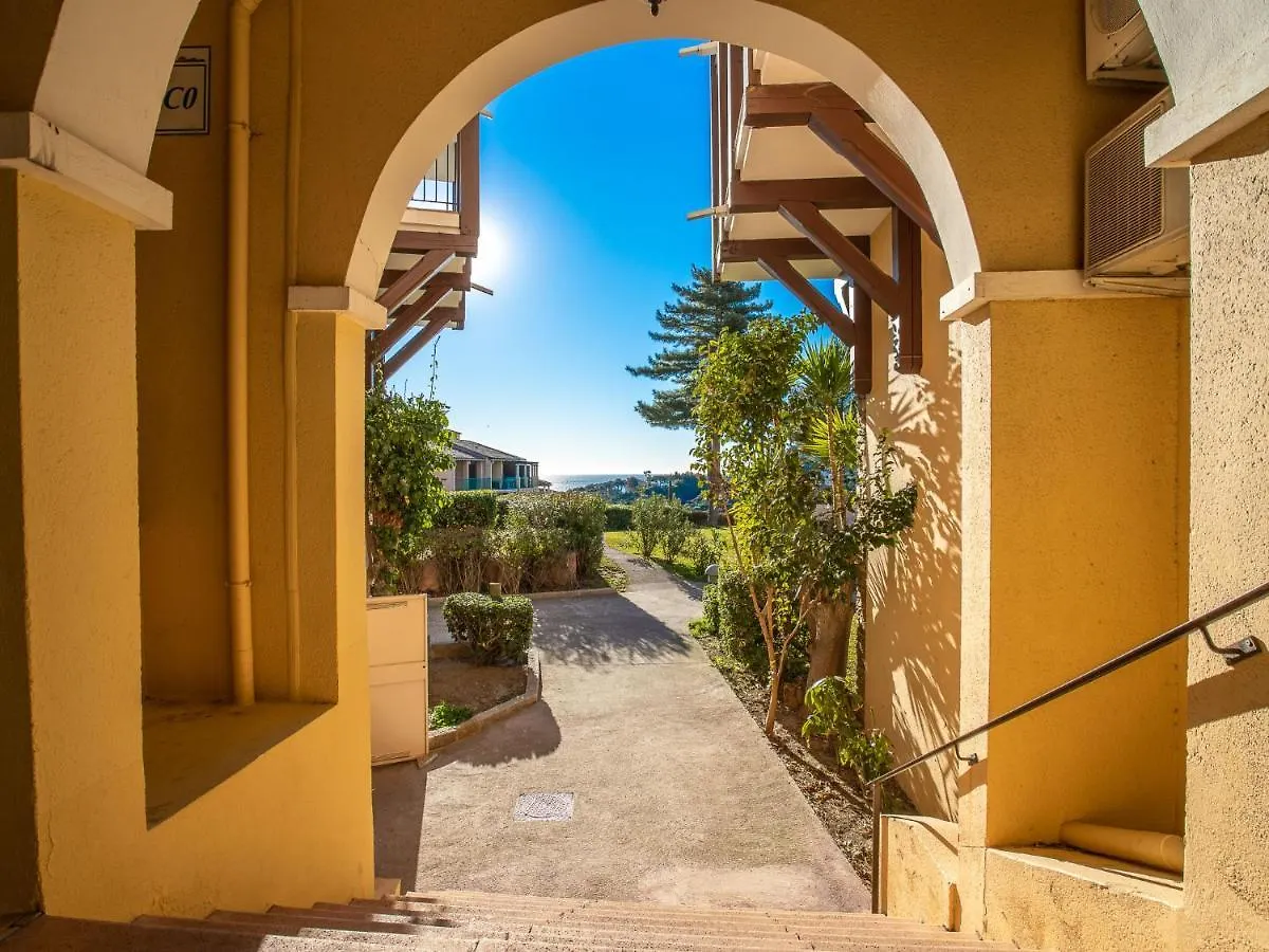 Apartment Village Cap Esterel - L'Esquinade-81 By Interhome Saint-Raphael  0*, Saint-Raphael (Var)