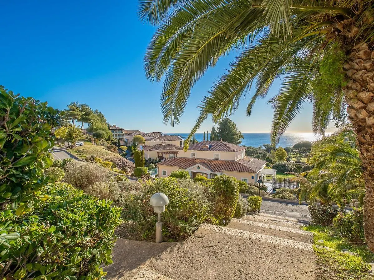 Apartment Village Cap Esterel - L'Esquinade-81 By Interhome Saint-Raphael