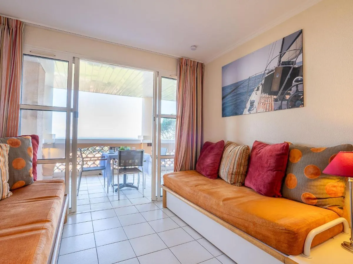 Apartment Village Cap Esterel - L'Esquinade-81 By Interhome Saint-Raphael