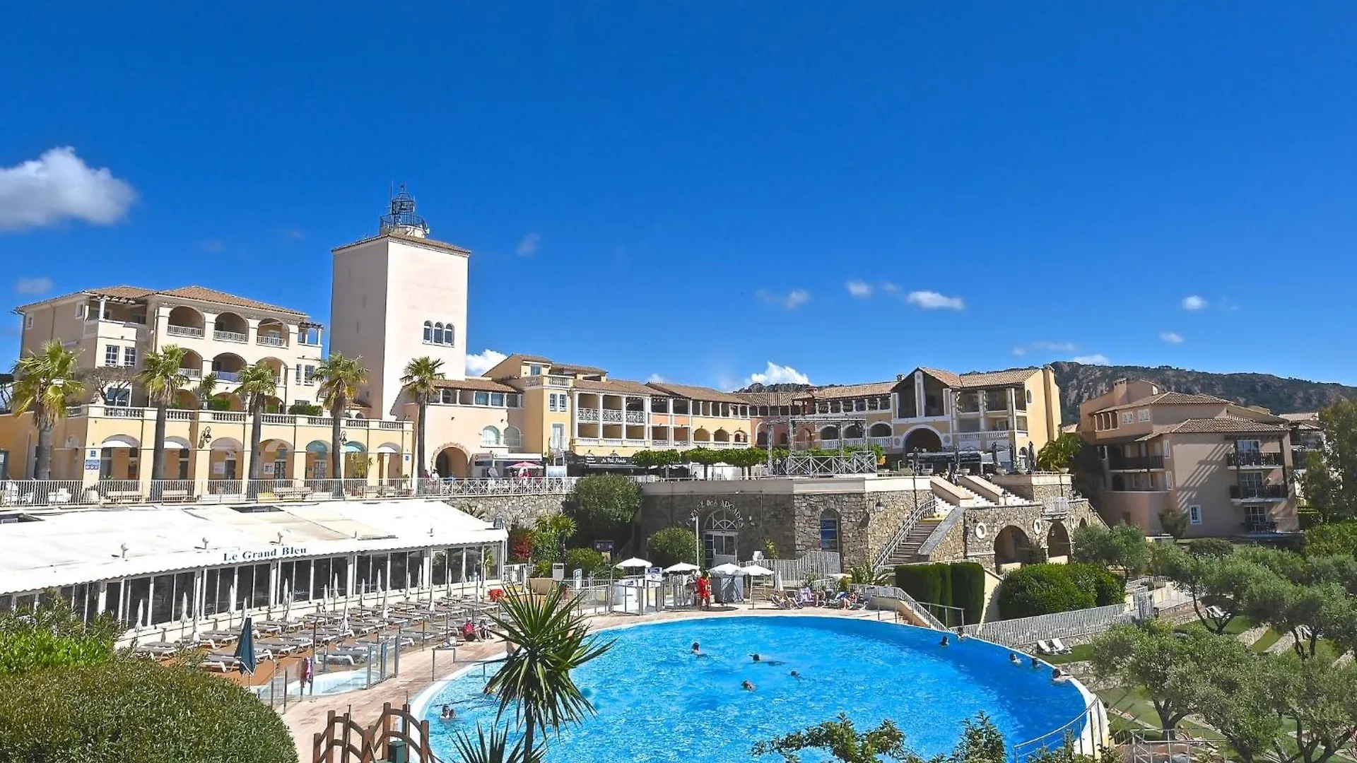 Apartment Village Cap Esterel - L'Esquinade-81 By Interhome Saint-Raphael